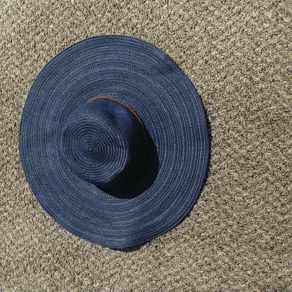LARGE NAVY BLUE SUN HAT🌞👒